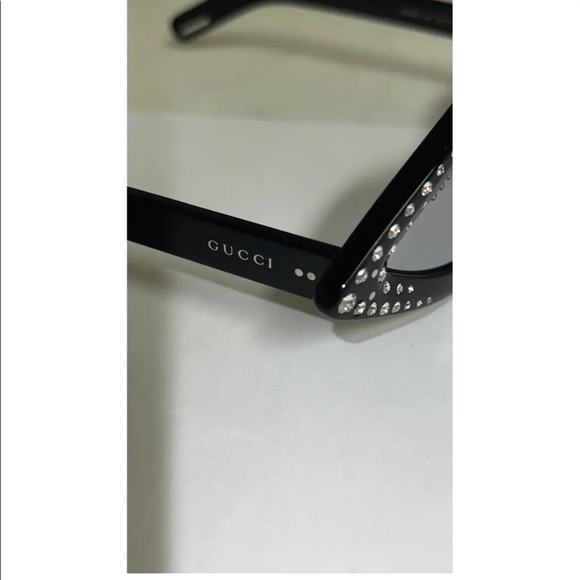 GUCCI NWOT RHINESTONE SUNGLASSES - Picture 4 of 10